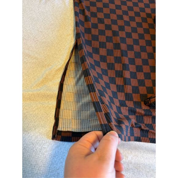 LALA original size 2X Lex ribbed checkerboard playsuit in black k and mocha plus - Picture 3 of 13